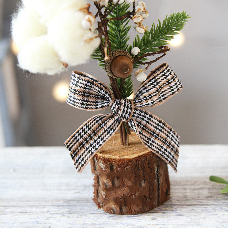 Small Christmas Wrought Iron Tree Ornaments - Holiday Decor