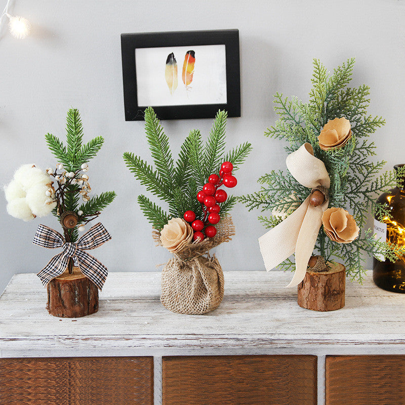 Small Christmas Wrought Iron Tree Ornaments - Holiday Decor