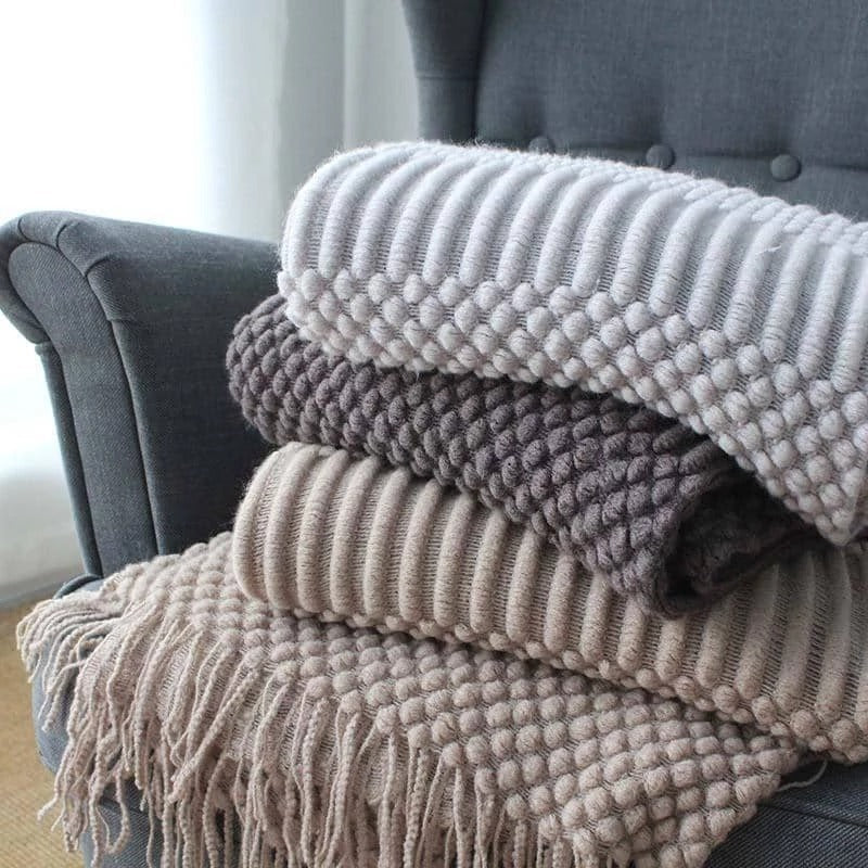 Cozy Small Nap Blanket for Comfort and Warmth
