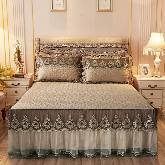 Quilted Lace Bed Skirt for Elegant Bed Liners