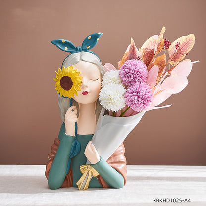 Girl Figurine Resin Sculpture | Abstract Art | Nordic Home Decor