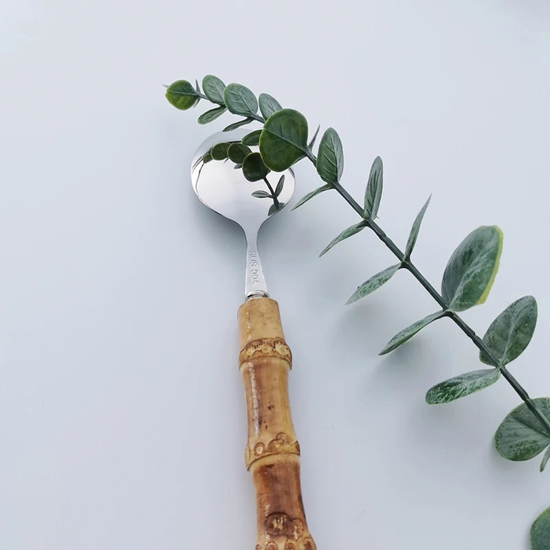 Stainless Steel Dinnerware Set with Bamboo Handle - Nature-Themed Cutlery (16/24/32 Pieces)