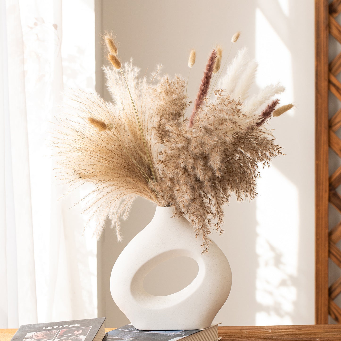 Circle Ceramic Vase - Modern Decorative Crafts