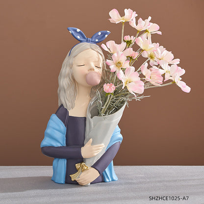 Girl Figurine Resin Sculpture | Abstract Art | Nordic Home Decor